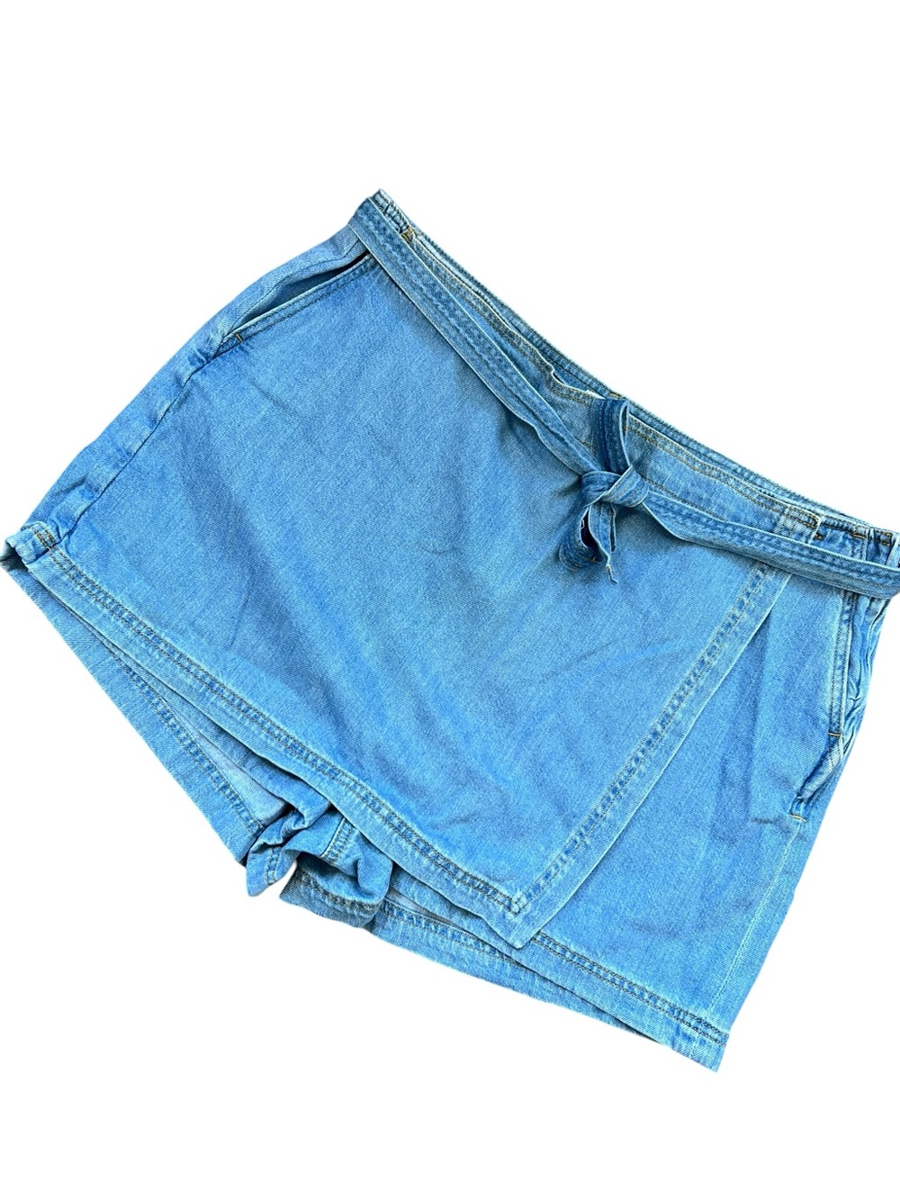 LOFT Chambray Wrap Front Shorts Blue Tie Waist Soft Denim Casual Summer 16 - Picture 2 of 6